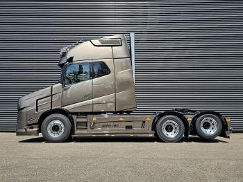 Volvo VT5 AERO 780 XXL / 6x2 TORPEDO / BOOGIE / SPECIAL / SHOW